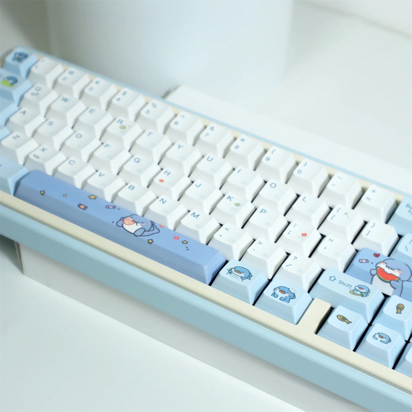 Hot Blooded Shark Theme Keycaps