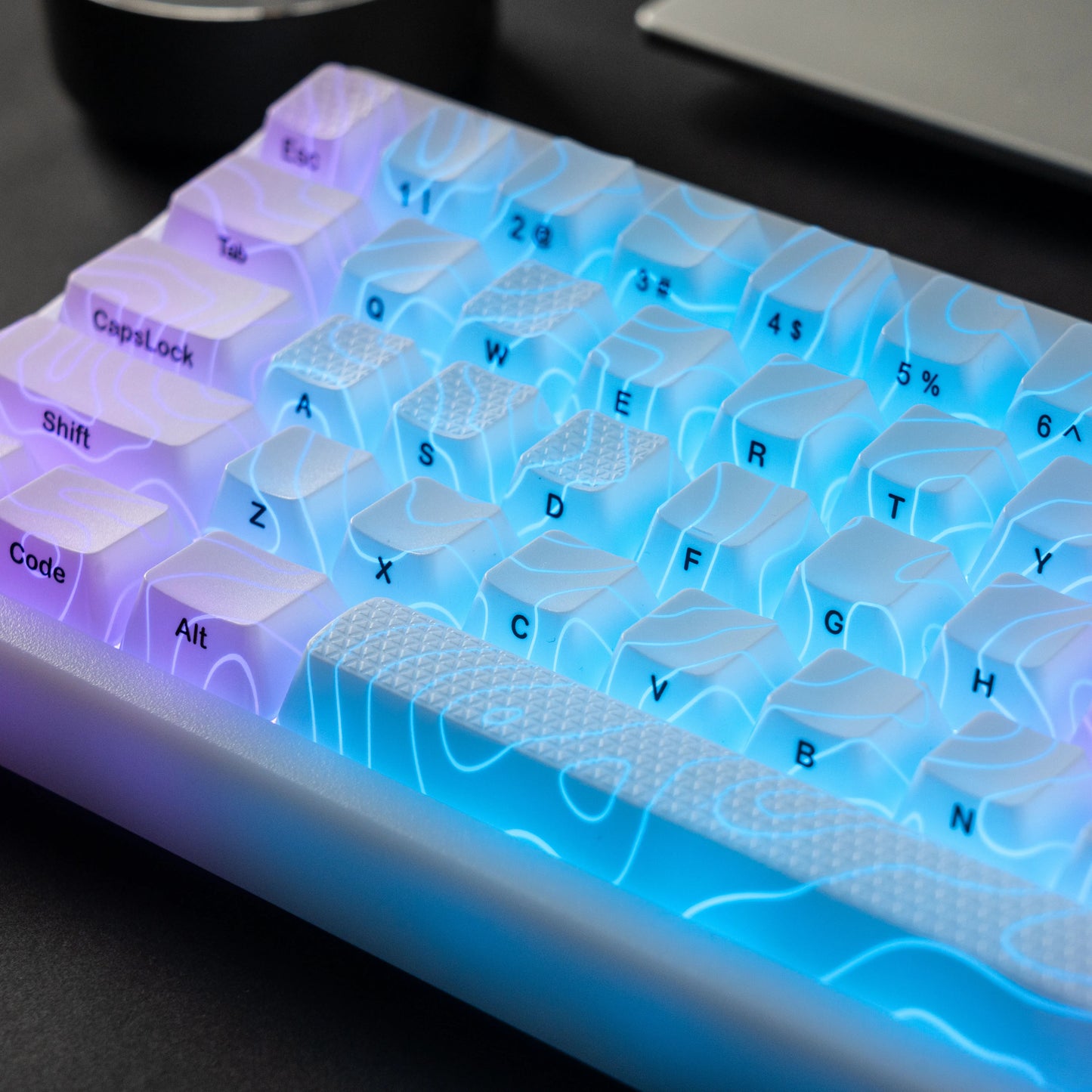 Icey Cobweb Keycaps